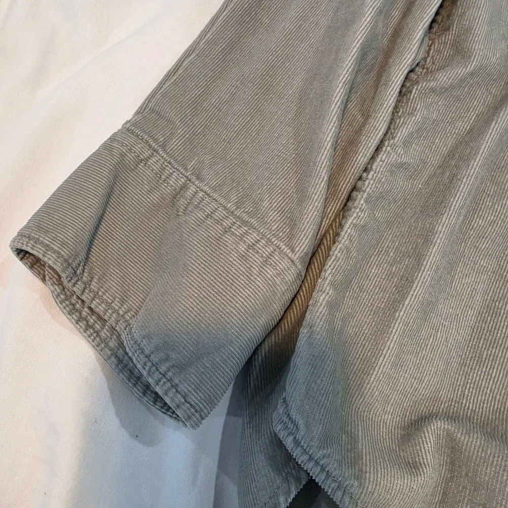 Banana Republic Corduroy Shirt Mens XL Sage Green Excellent Fine Wale Cotton